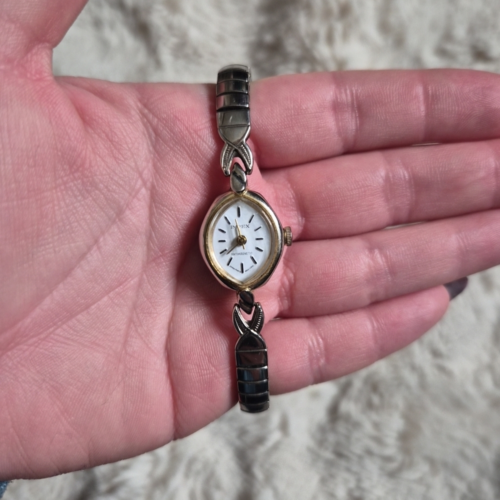 Vintage Impex Watch Antimagnetic Stretch Band Silver Tone Analog Japan Movement